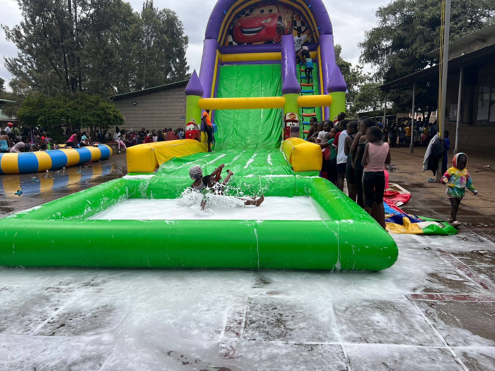 Gigantic Bounce Bouncy Water Slide for Hire