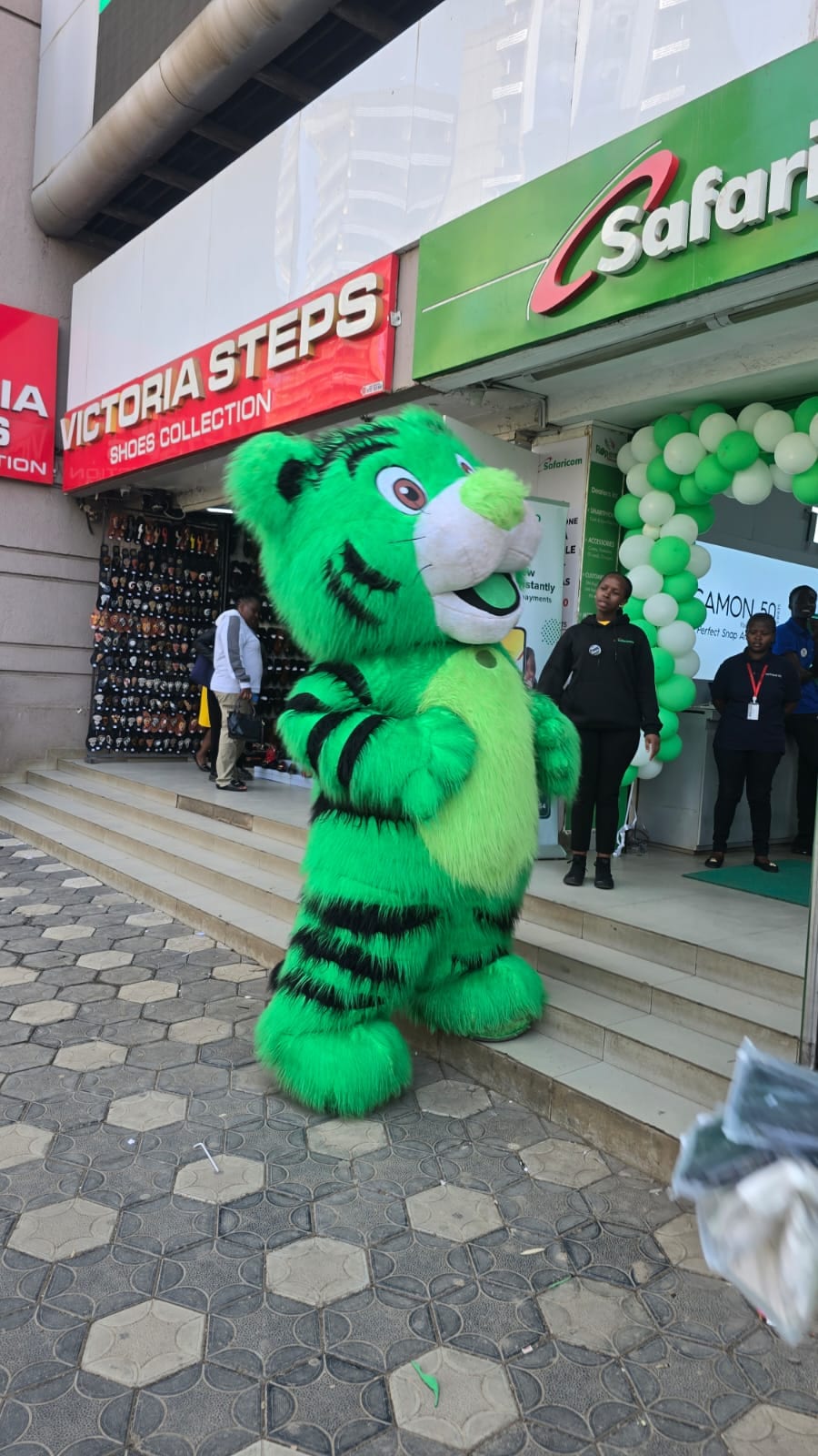 Mascots for Hire for hire at kids birthday party in Nairobi - view 13