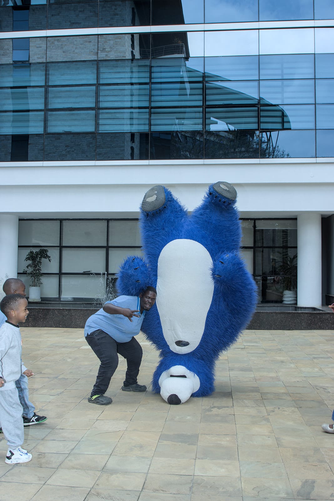 Mascots for Hire for hire at kids birthday party in Nairobi - view 9