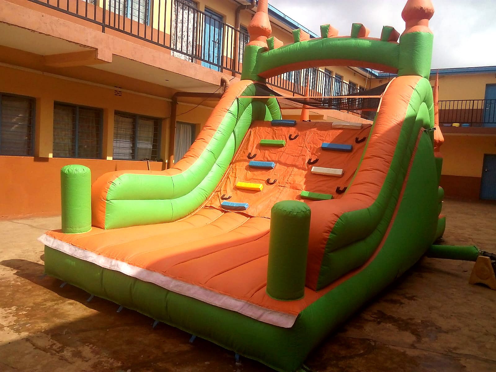 Soft-Play Dry Slide — dry inflatable slide (no water) for a kids birthday party in Nairobi