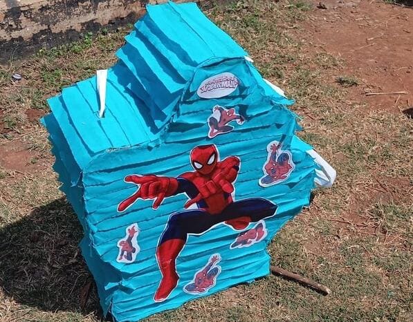 Piñata Game Kit — Stick, Blindfold & Fillers for a kids birthday party in Nairobi - view 4