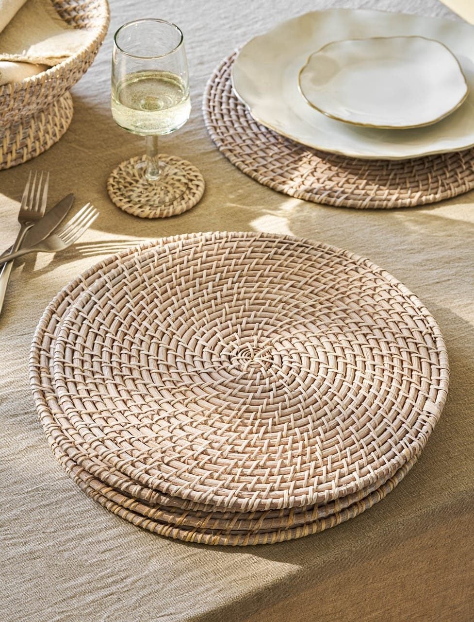 Boho Table Mats for Hire - view 2