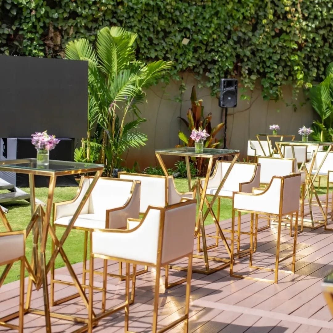 Elegant Cocktail Table / Bar Table for Hire - view 2