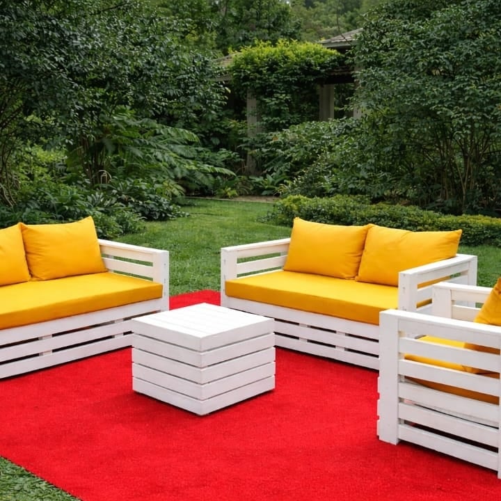 Pallet Sofas & Stools for Hire - view 5