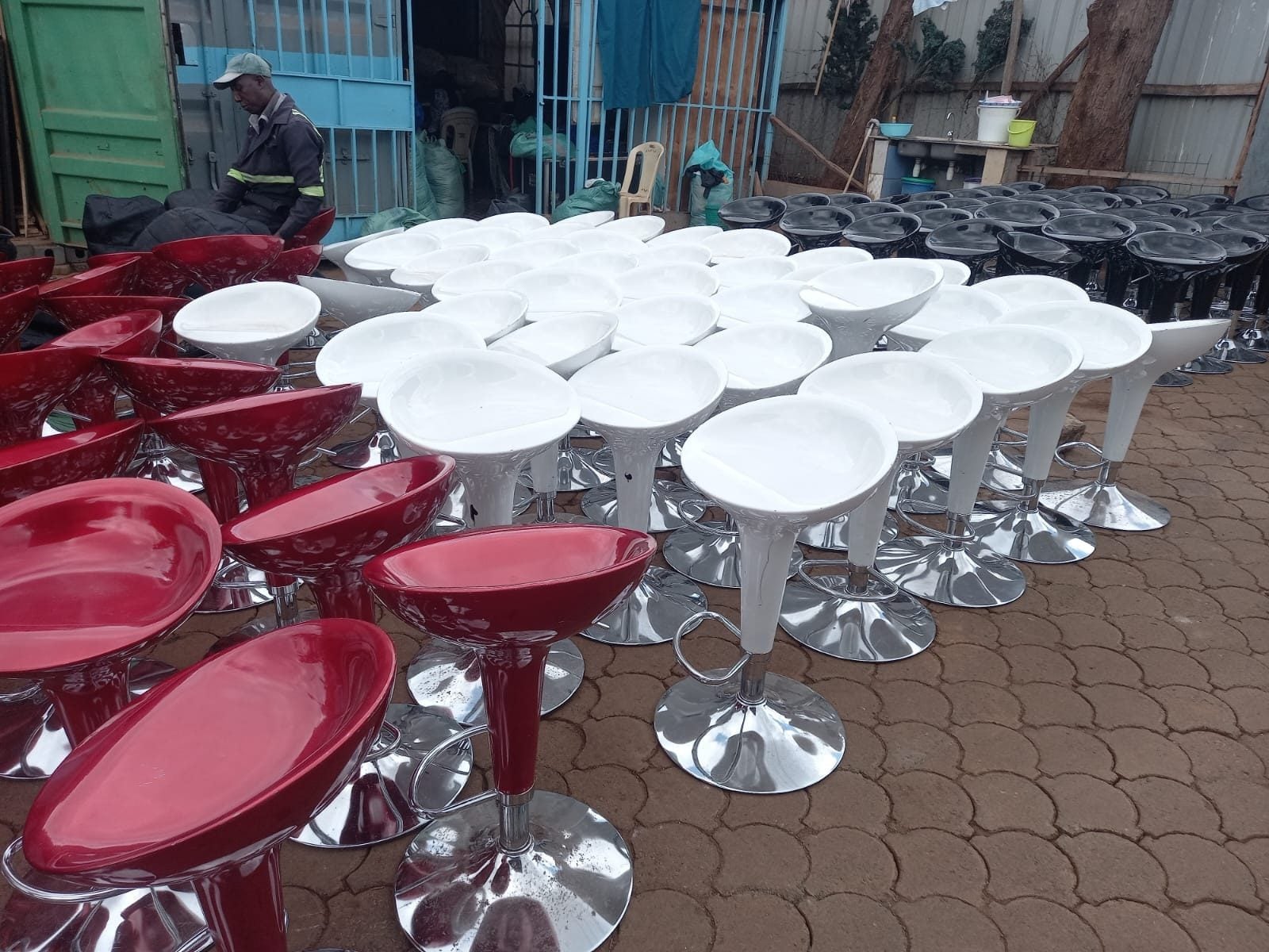 Standard Cocktail Stools / Bar Stools for Hire - view 4