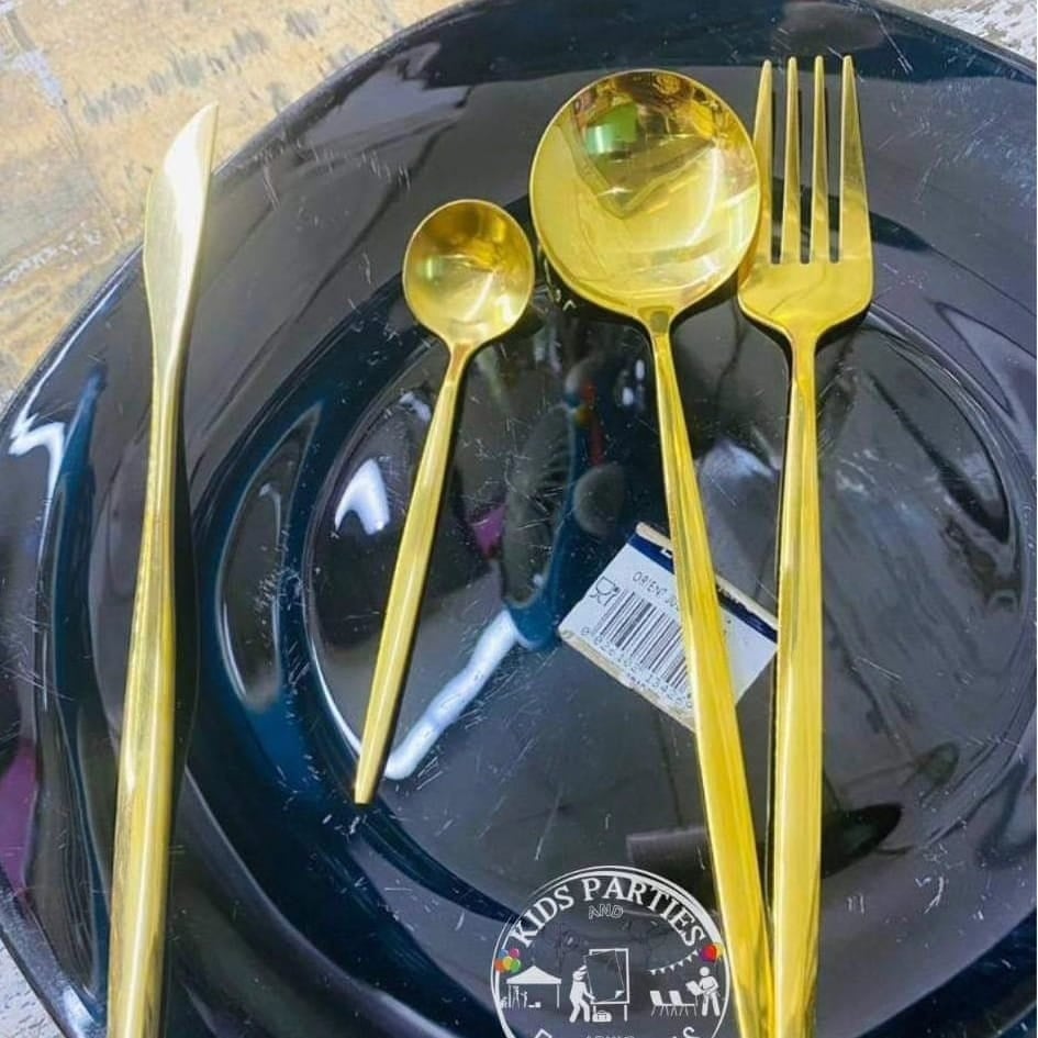 Table Setting Set for Hire - view 3
